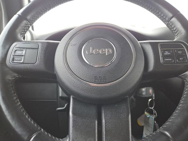 Used 2017 Jeep Wrangler Unlimited Sahara image 28