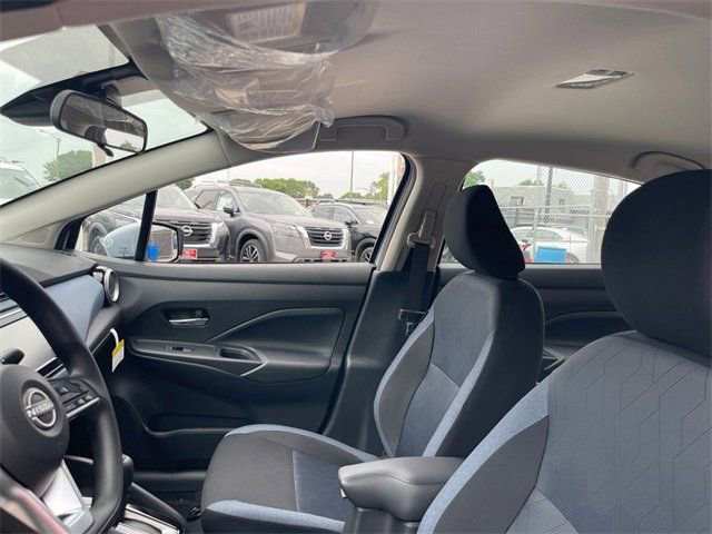 New 2025 Nissan Versa SV w/ Trunk Package image 10