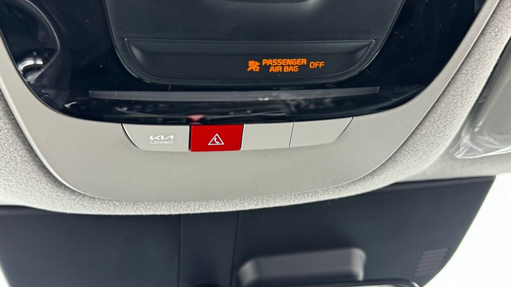 New 2026 Kia Niro SX Touring FWD image 31