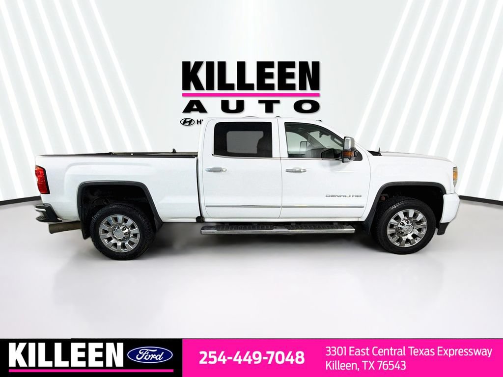 Used 2016 GMC Sierra 2500 Denali w/ Duramax Plus Package AWD/4WD image 10