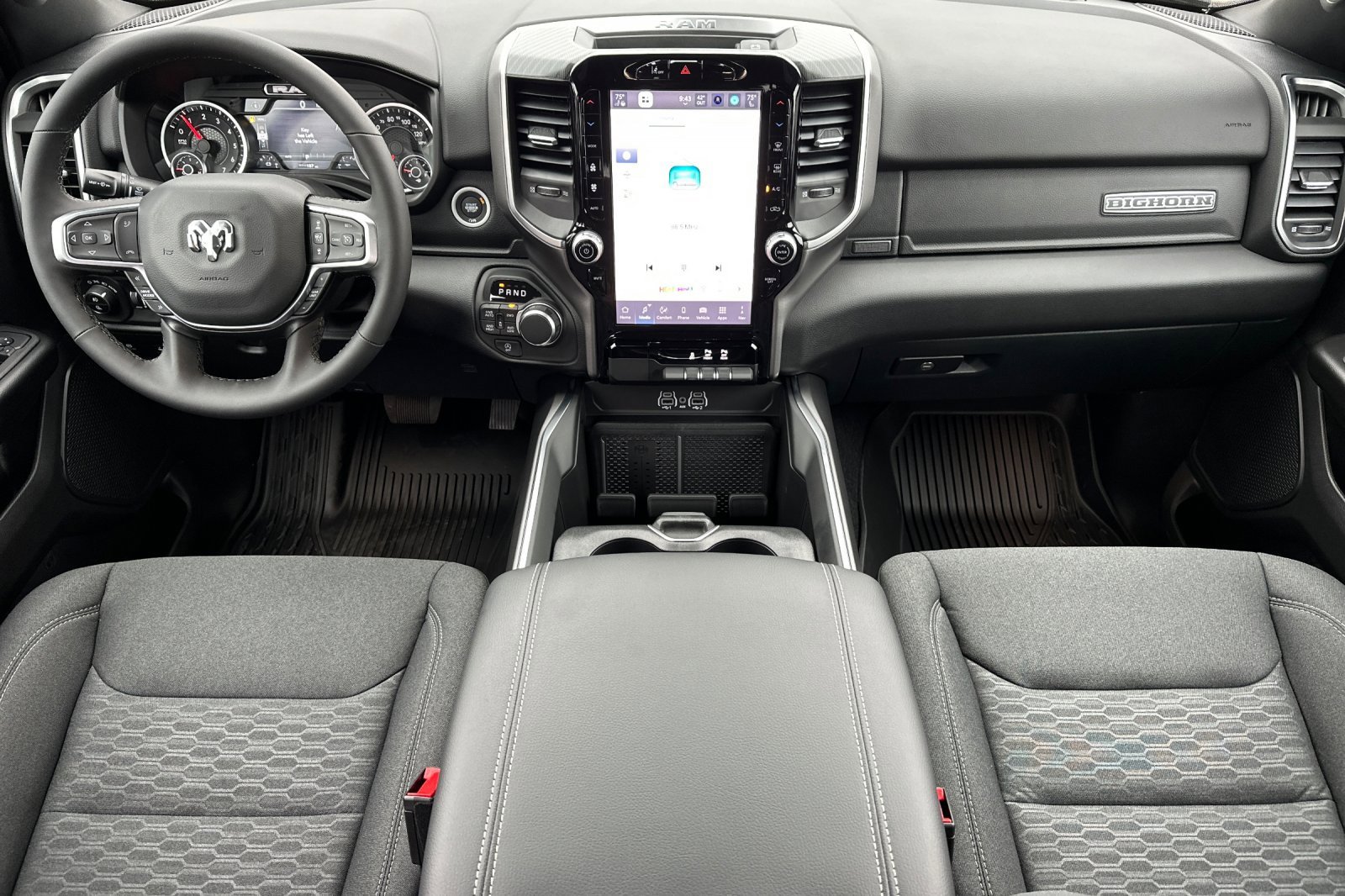 New 2026 RAM 1500 4x4 Crew Cab image 14