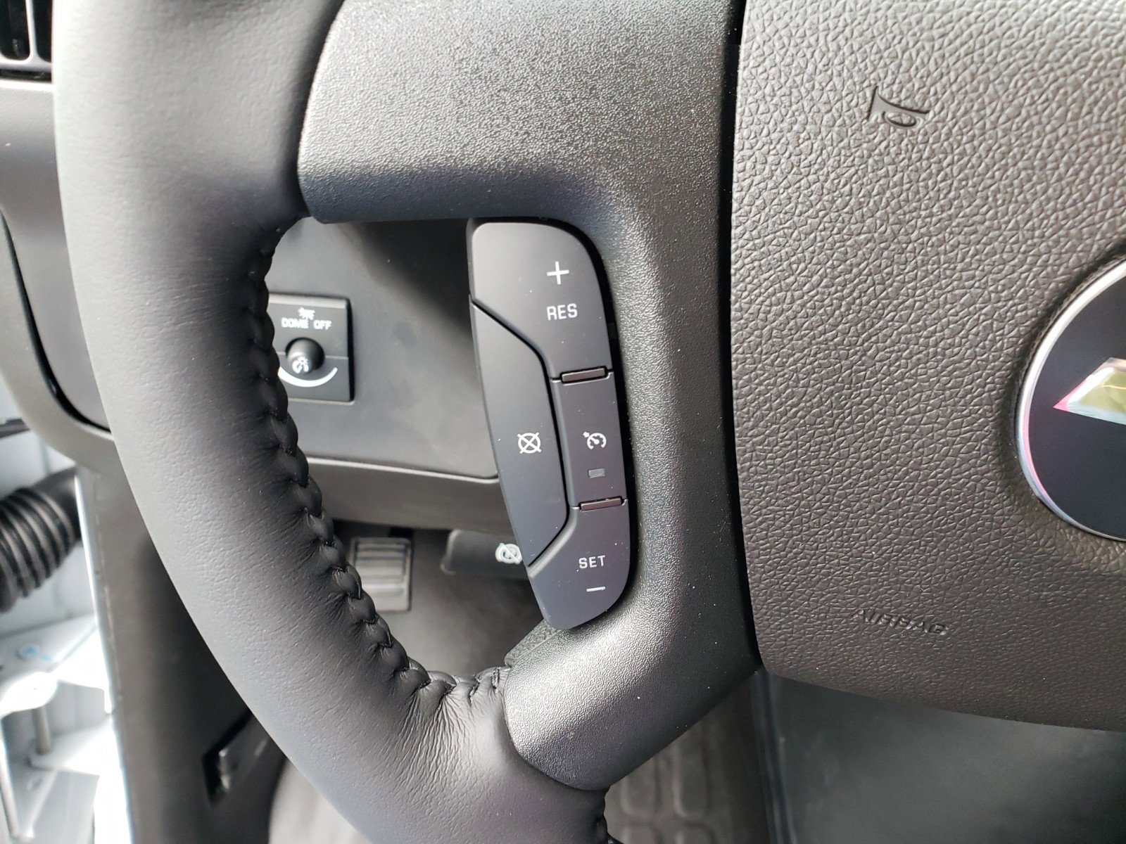 New 2023 Chevrolet Express 2500 w/ Driver Convenience Package image 14