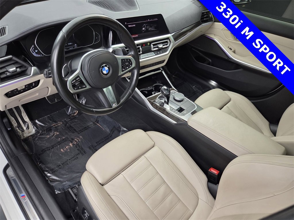 Used 2021 BMW 330i Sedan w/ M Sport Package image 28