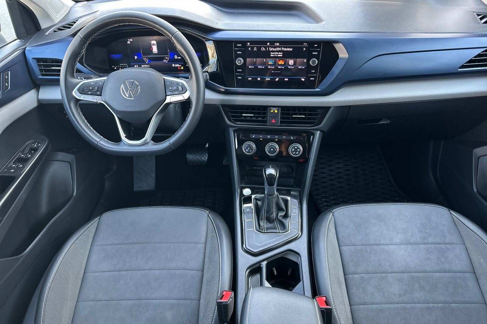 Certified 2023 Volkswagen Taos SE image 13