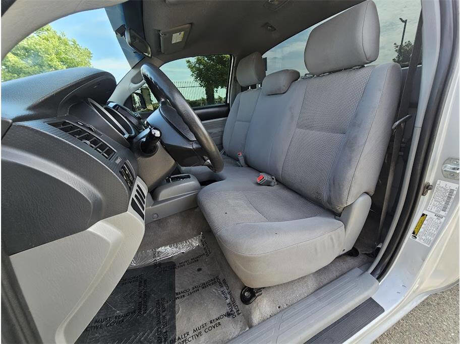 Used 2007 Toyota Tacoma 2WD Regular Cab image 11