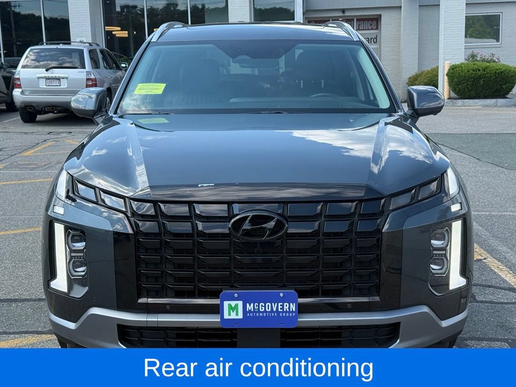 Used 2023 Hyundai Palisade Limited AWD/4WD image 9