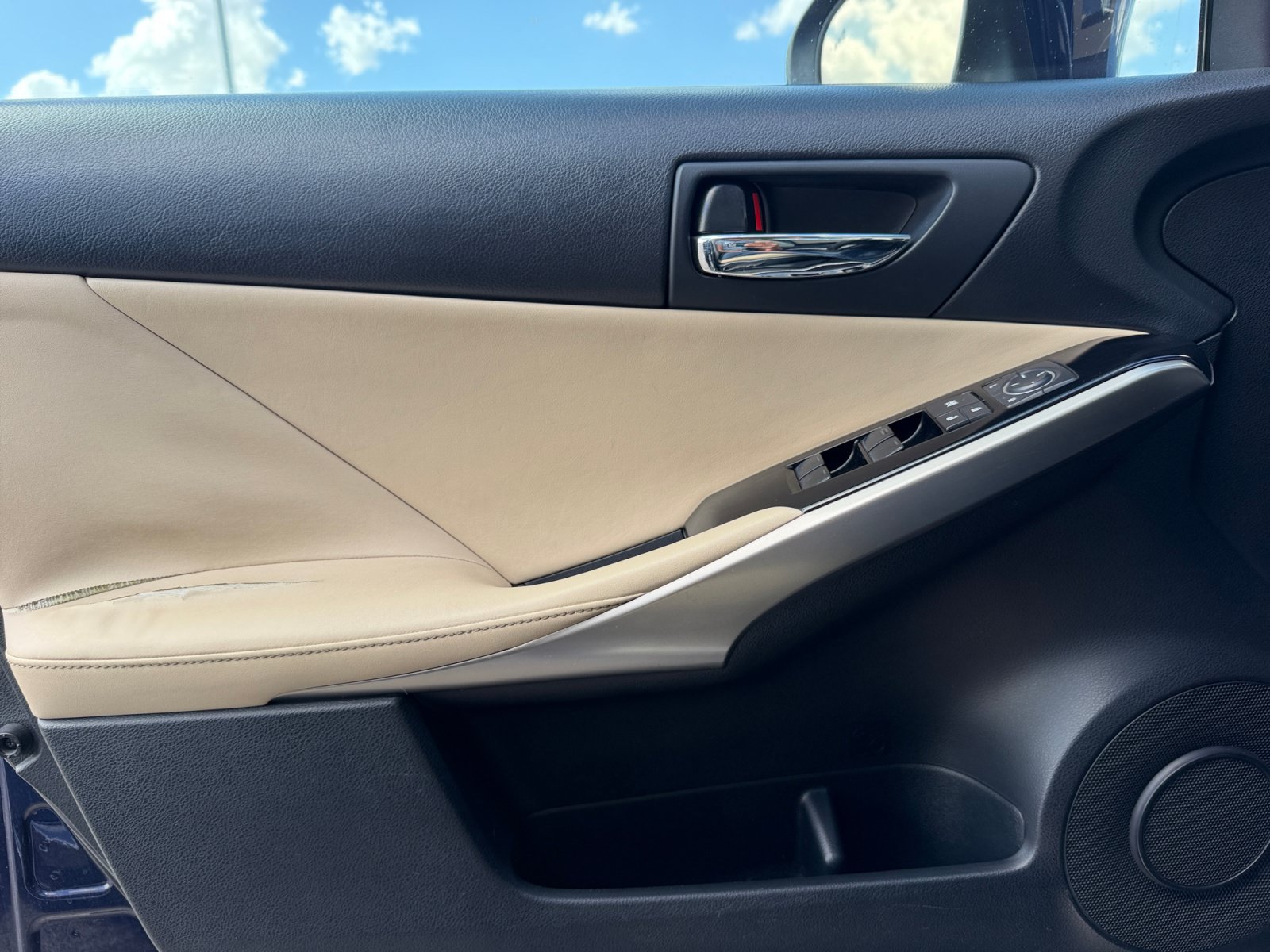 Used 2014 Lexus IS 250 w/ Navigation Package RWD image 13