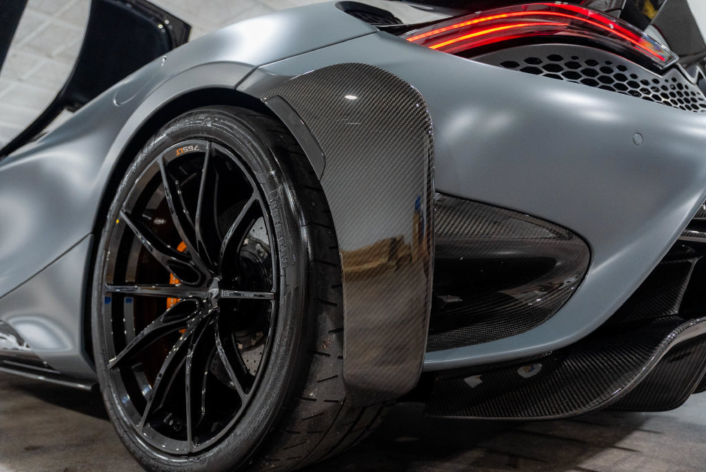 Used 2021 McLaren 765LT RWD image 39