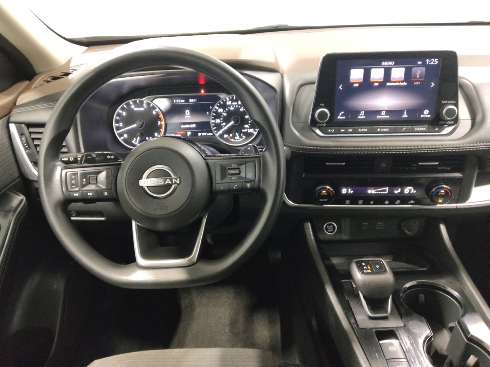 Used 2023 Nissan Rogue SV image 22