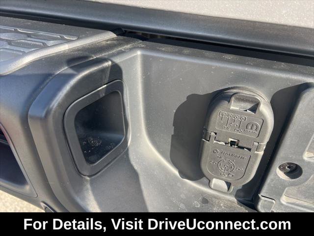 Certified 2020 Jeep Gladiator Rubicon image 40