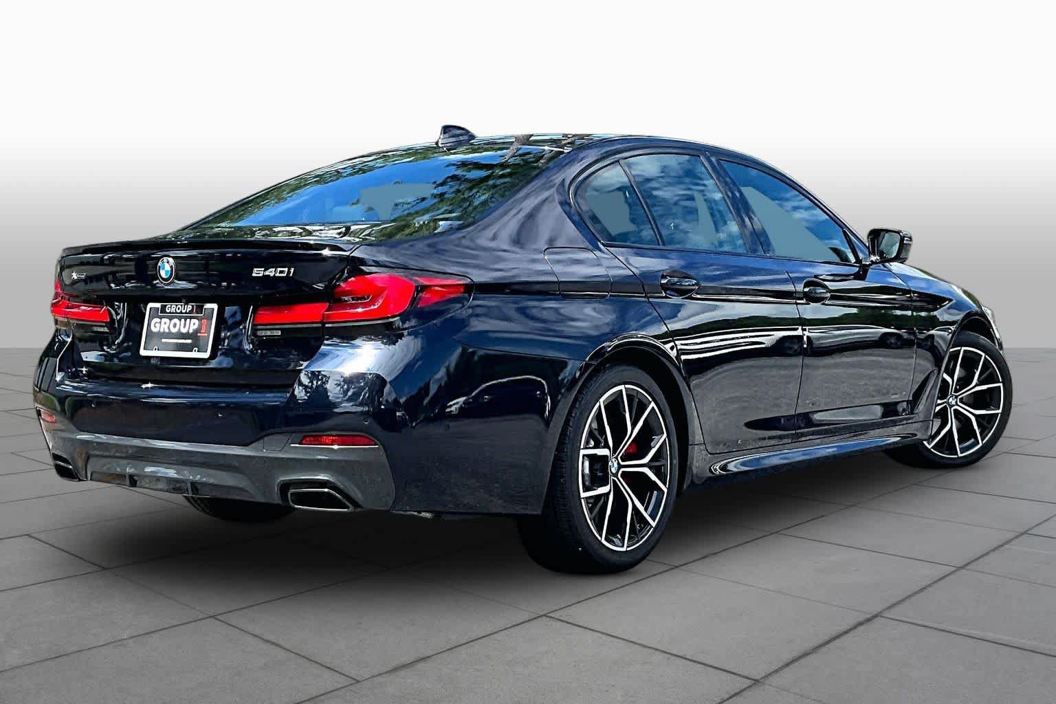 Used 2023 BMW 540i xDrive w/ Executive Package AWD/4WD image 13