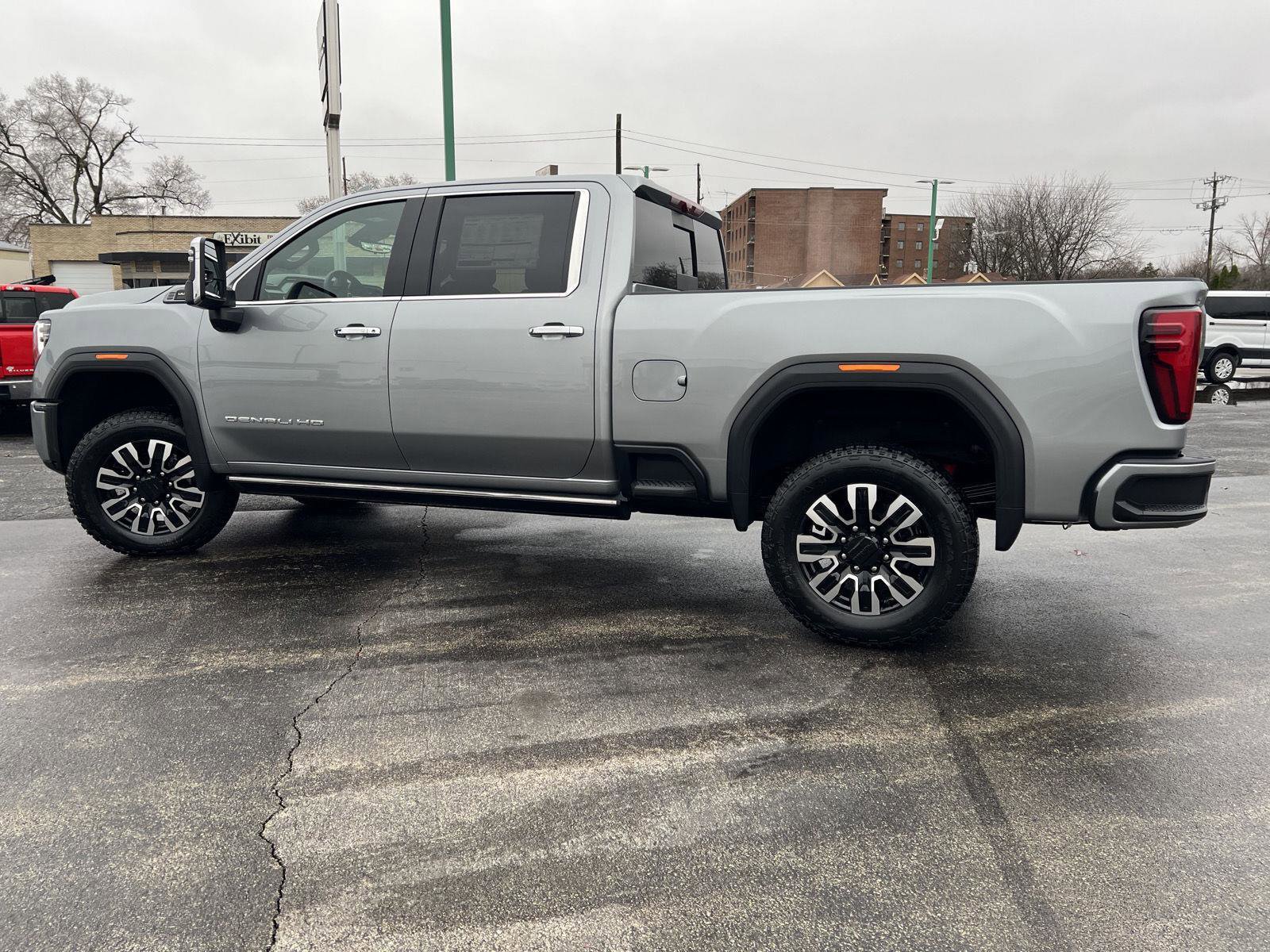 New 2026 GMC Sierra 2500 Denali Ultimate image 11