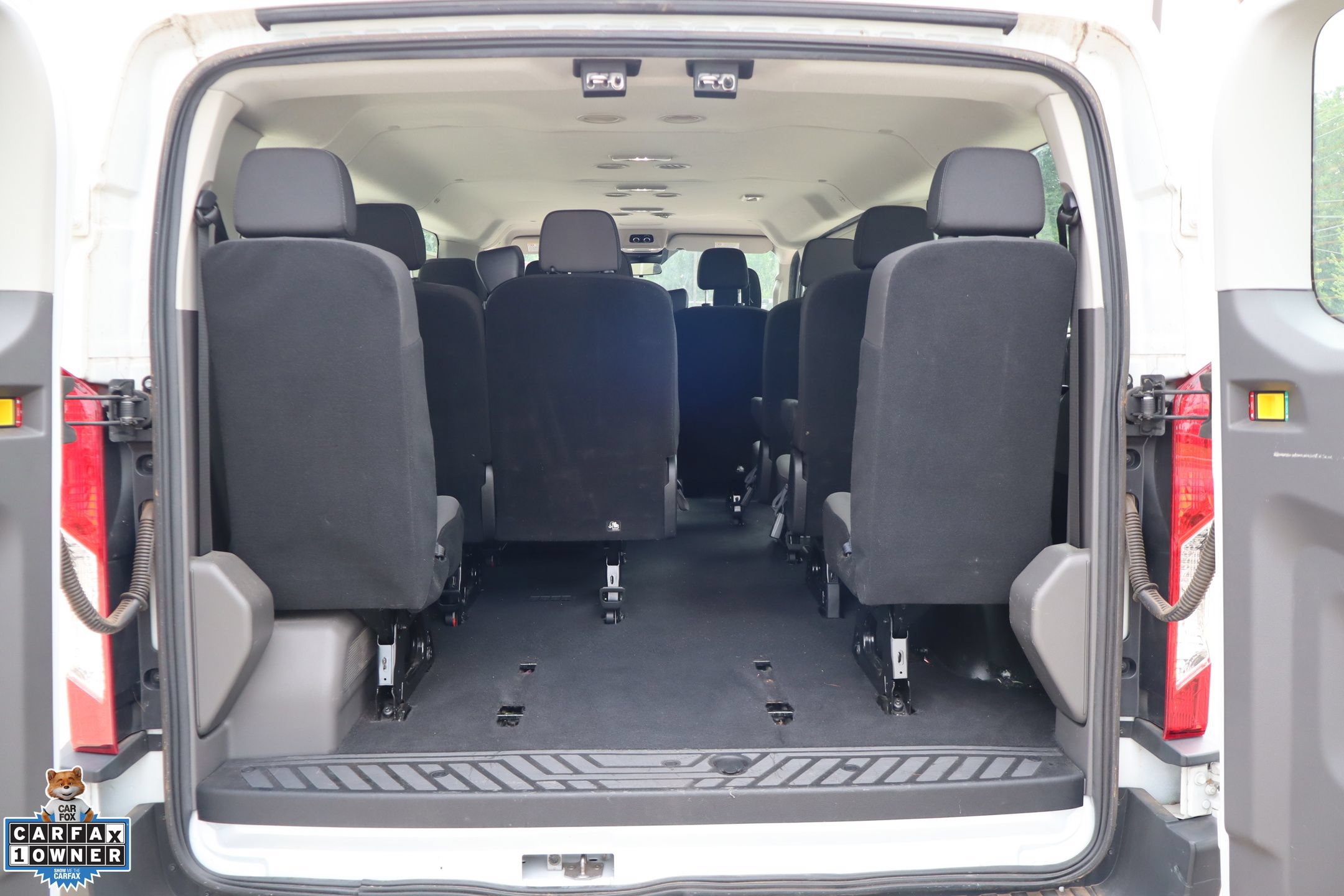 Used 2024 Ford Transit 350 XLT RWD image 24
