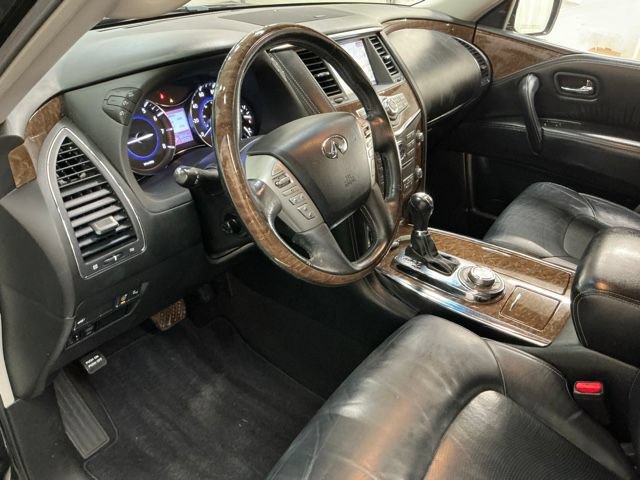 Used 2017 INFINITI QX80 4WD w/ Driver Assistance Package image 14