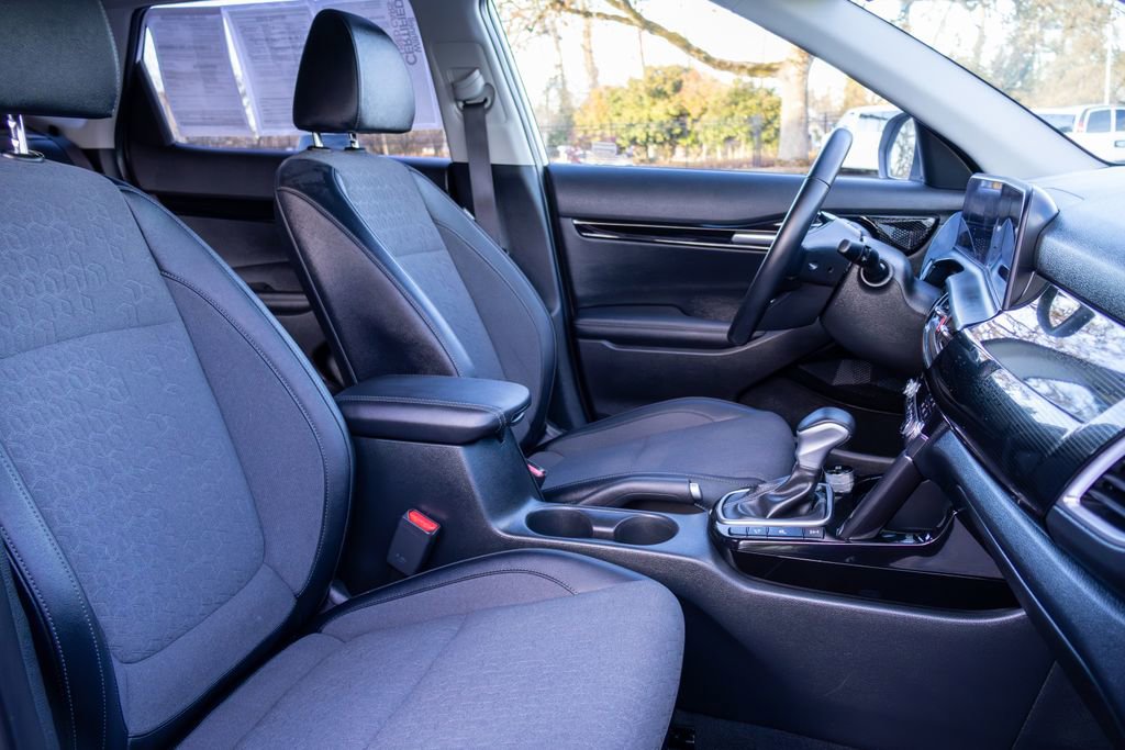 Used 2024 Kia Seltos X-Line image 12