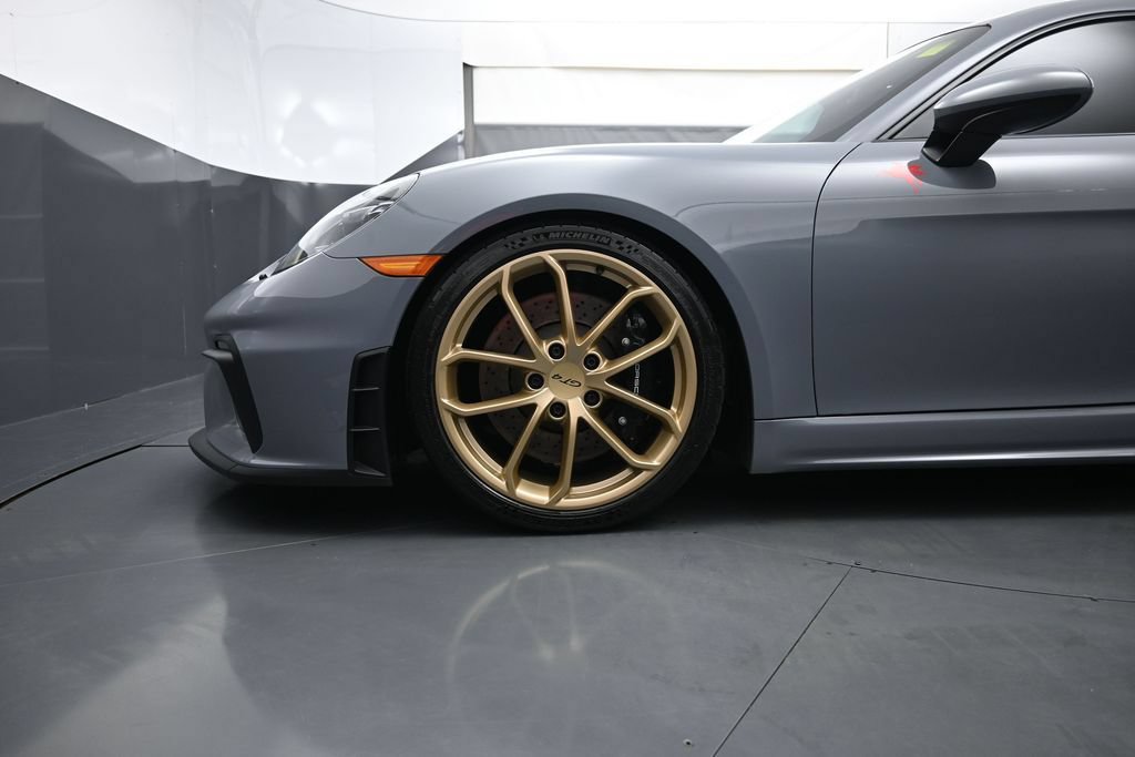 Used 2023 Porsche 718 Cayman GT4 RWD image 7