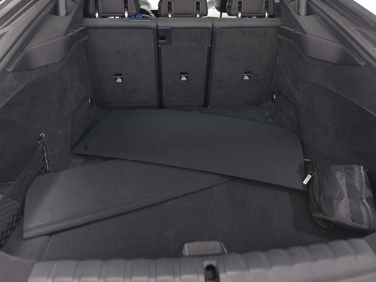 Certified 2024 BMW i4 eDrive35 w/ Premium Package RWD image 12