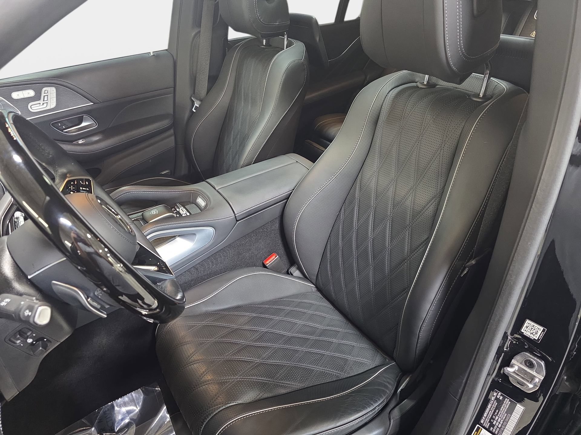 Used 2024 Mercedes-Benz Maybach GLS 600 4MATIC image 15