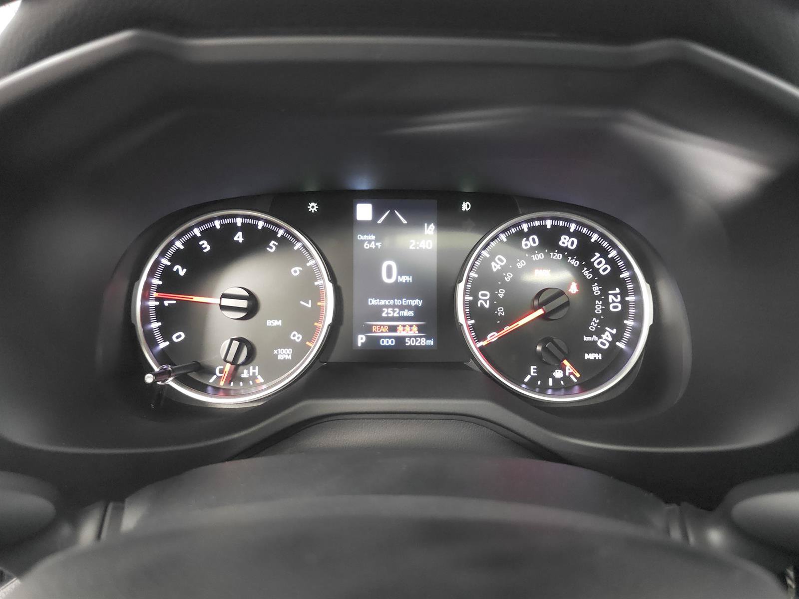 Certified 2022 Toyota RAV4 XLE Premium AWD/4WD image 5