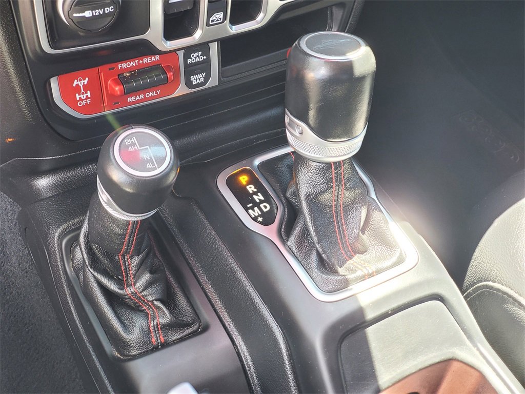 Used 2020 Jeep Gladiator Rubicon w/ Dual Top Group image 18