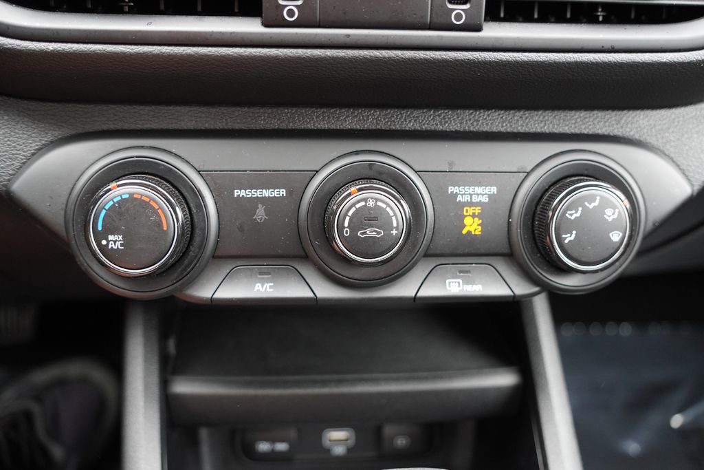 Certified 2024 Kia Forte LXS w/ LXS Technology Package FWD image 22