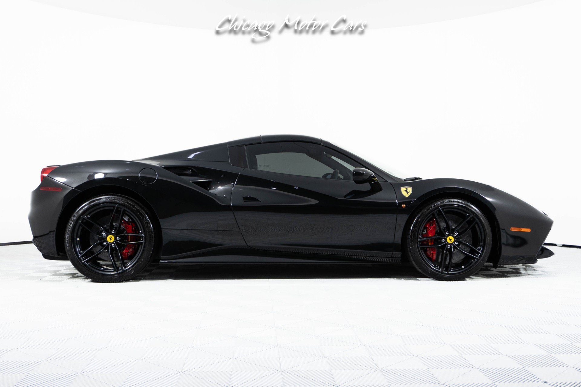 Used 2018 Ferrari 488 Spider RWD image 20