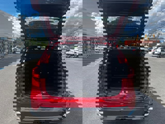 New 2026 BMW X1 xDrive28i w/ Convenience Package image 6