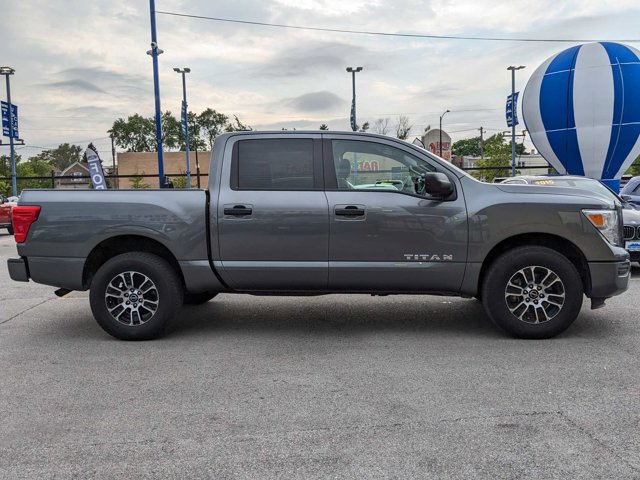 Used 2023 Nissan Titan SV AWD/4WD image 3