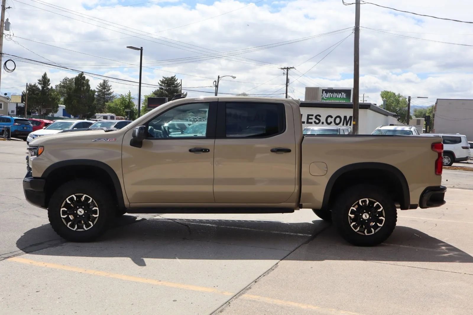 Used 2023 Chevrolet Silverado 1500 ZR2 w/ Technology Package image 5