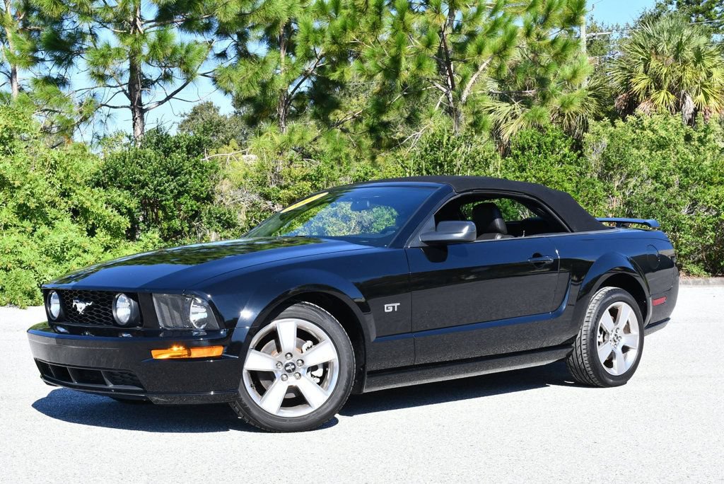 Used 2007 Ford Mustang GT RWD image 25