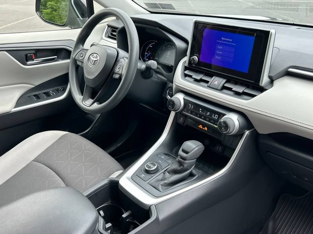 Certified 2025 Toyota RAV4 XLE AWD/4WD image 36