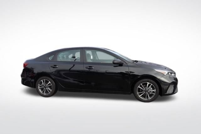 Certified 2023 Kia Forte LXS w/ LXS Technology Package image 8