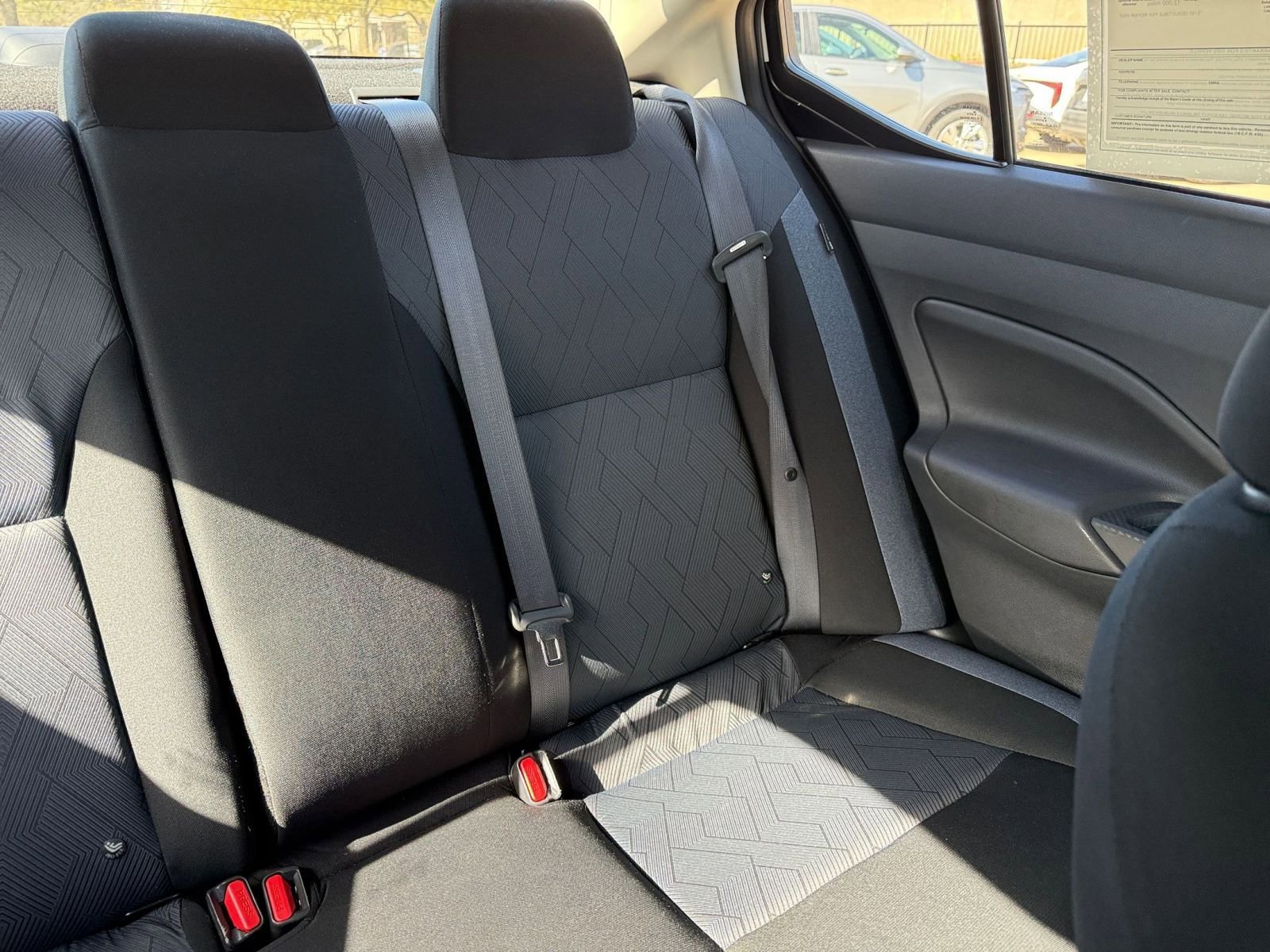 Used 2025 Nissan Versa SV image 37