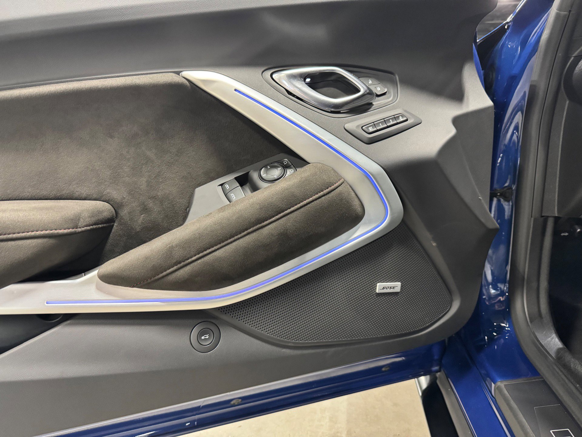 Used 2019 Chevrolet Camaro ZL1 image 76