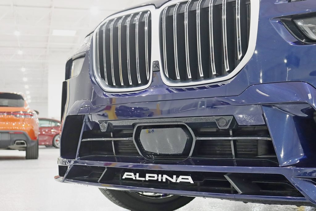 Used 2026 BMW ALPINA XB7 AWD/4WD image 9