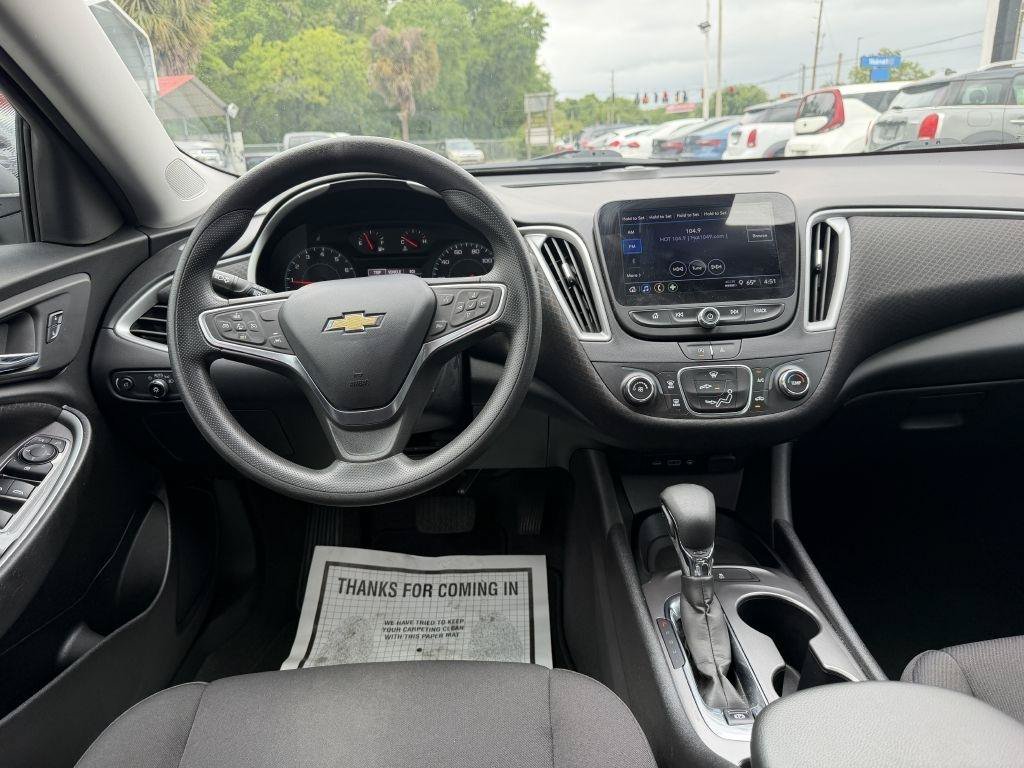 Used 2023 Chevrolet Malibu LS FWD image 13