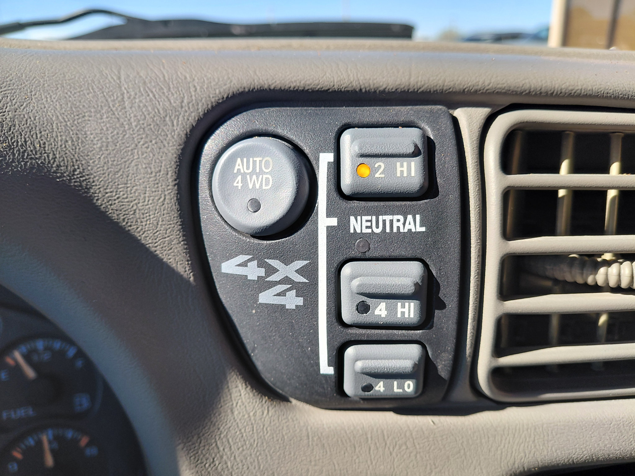 Used 2000 GMC Jimmy SLT w/ Marketing Opt Pkg AWD/4WD image 20