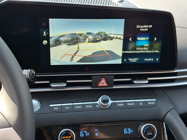 New 2026 Hyundai Elantra Limited FWD image 16