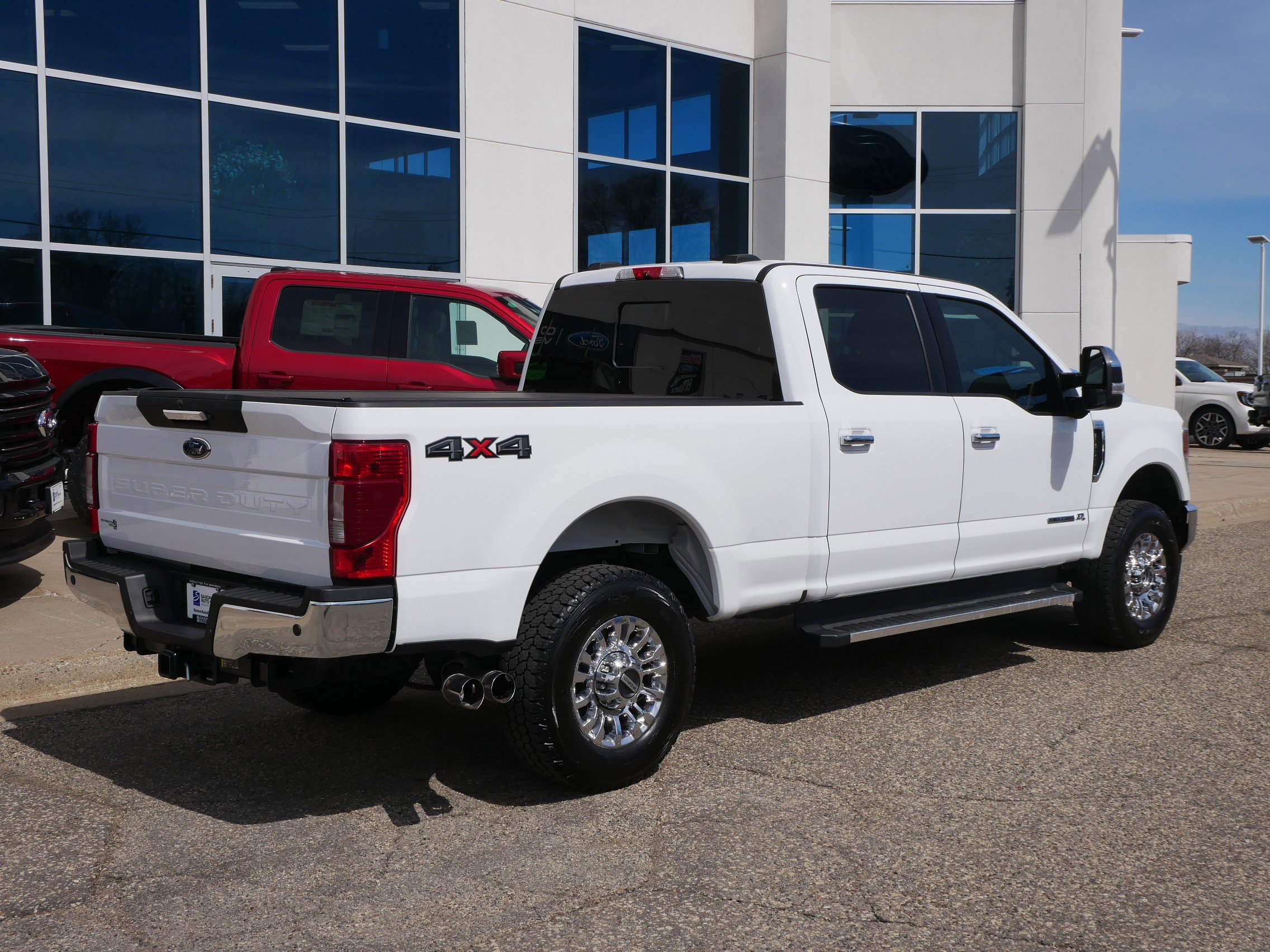 Certified 2022 Ford F350 Lariat w/ Chrome Package image 3