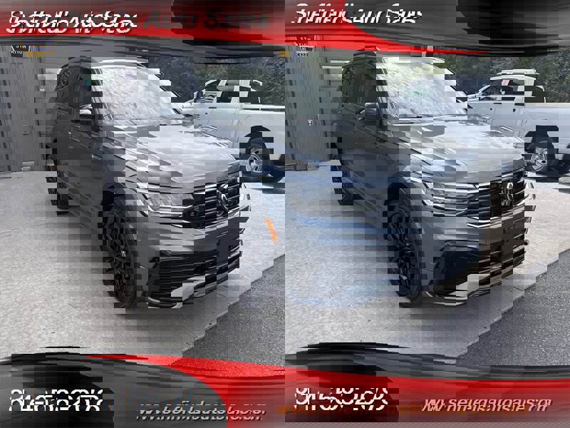 Used 2022 Volkswagen Tiguan SE R-Line image 16