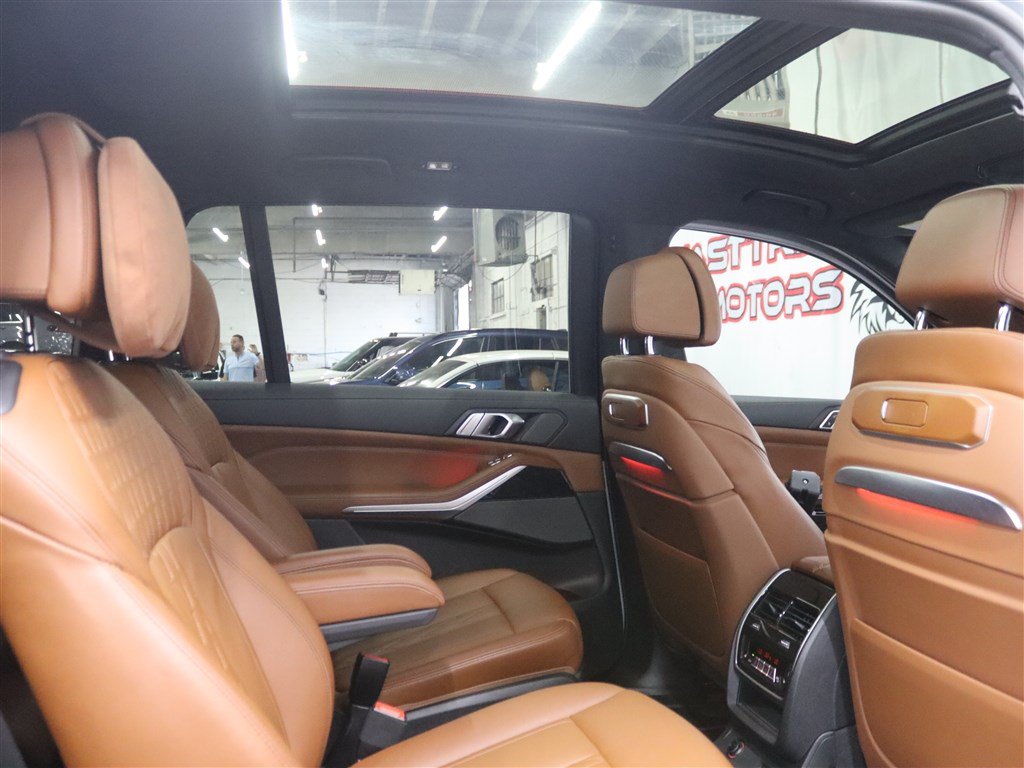 Used 2023 BMW X7 xDrive40i w/ Executive Package AWD/4WD image 24