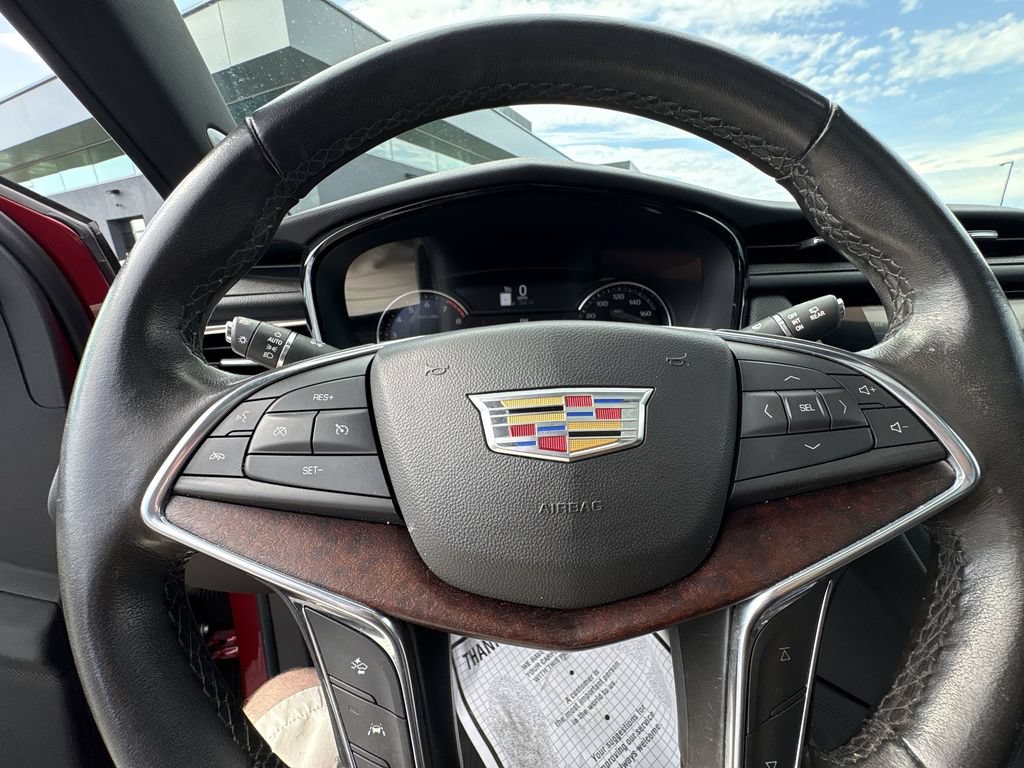Used 2020 Cadillac XT5 Premium Luxury w/ LPO, Floor Liner Package FWD image 20