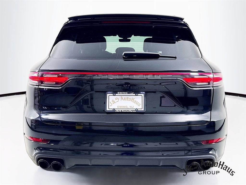 Used 2020 Porsche Cayenne Turbo w/ Assistance Package image 6