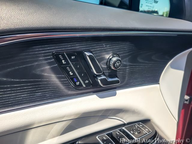Used 2024 Cadillac Lyriq Luxury AWD/4WD image 15