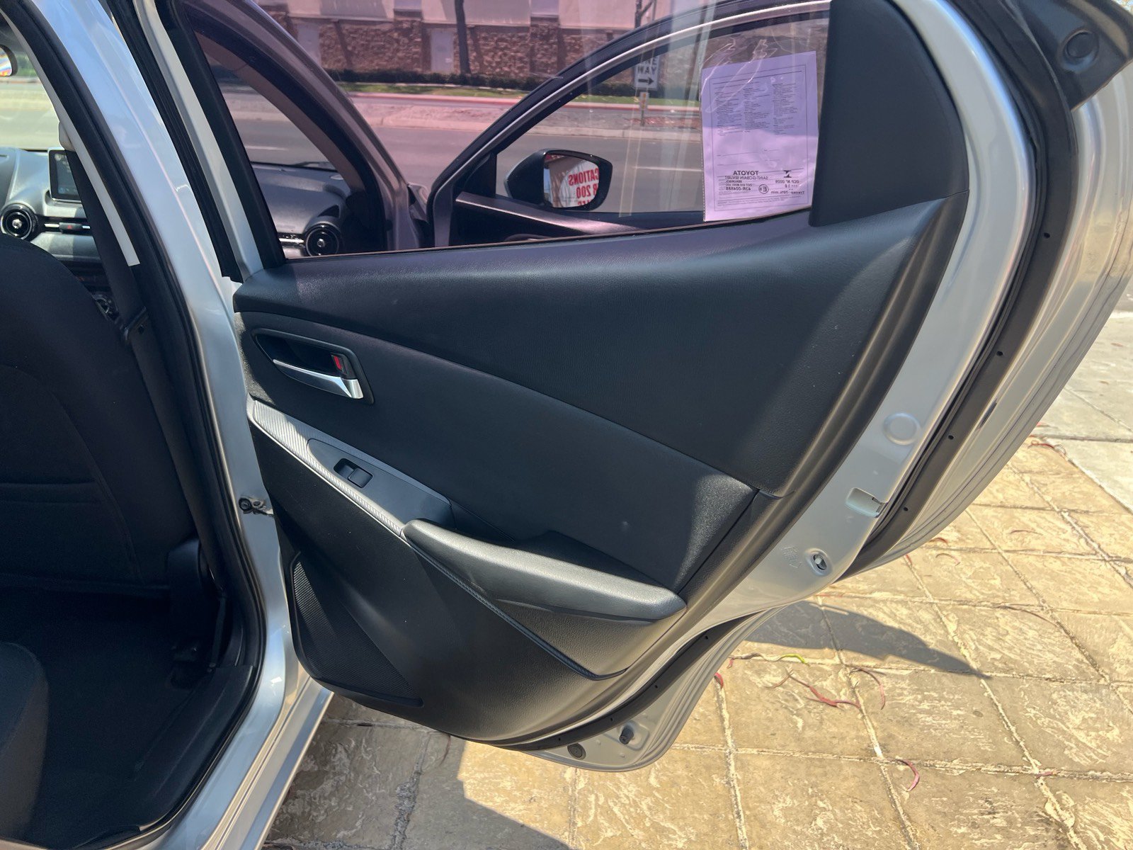 Used 2018 Toyota Yaris iA FWD image 29