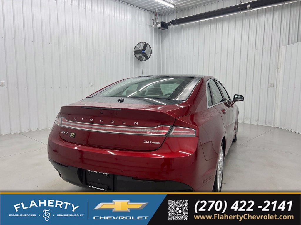 Used 2016 Lincoln MKZ w/ Equipment Group 300A Reserve FWD image 3