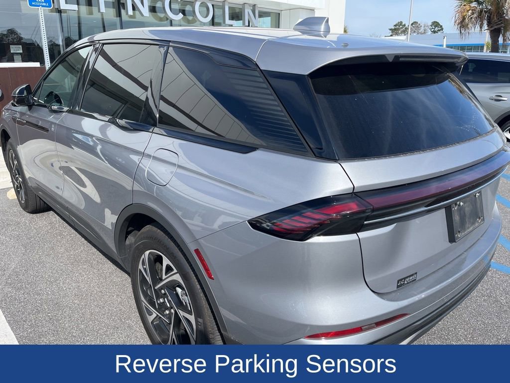 Used 2025 Lincoln Nautilus Premier w/ Equipment Group 102A image 6