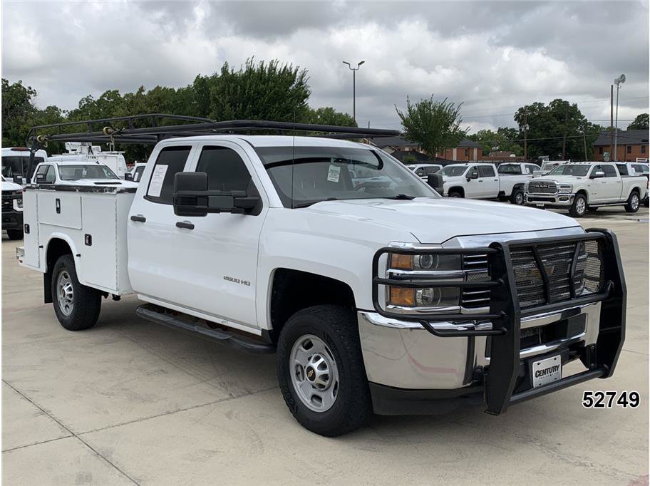Used 2018 Chevrolet Silverado 2500 W/T w/ WT Convenience Package AWD/4WD image 3