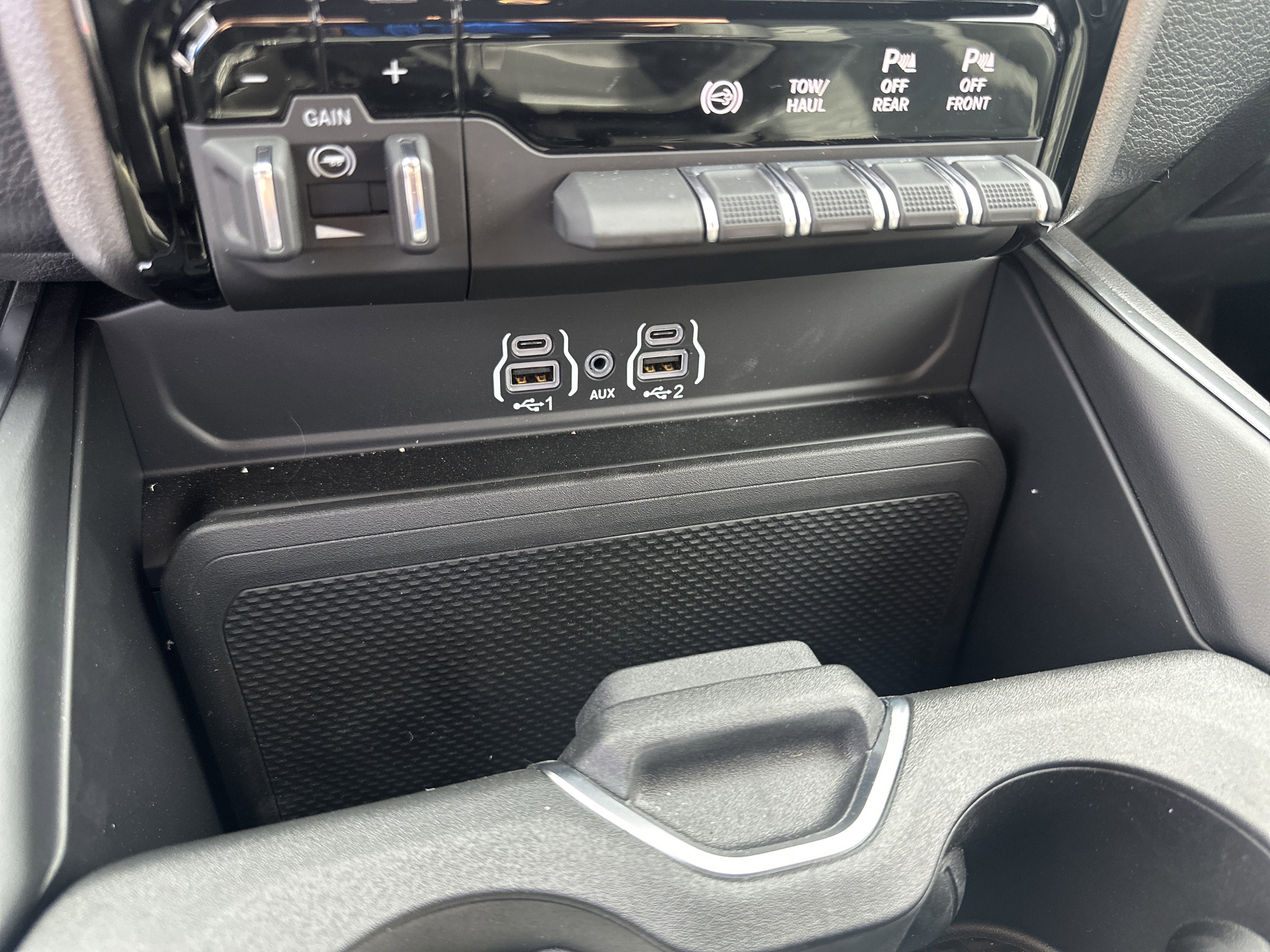 New 2026 RAM 2500 Big Horn AWD/4WD image 33