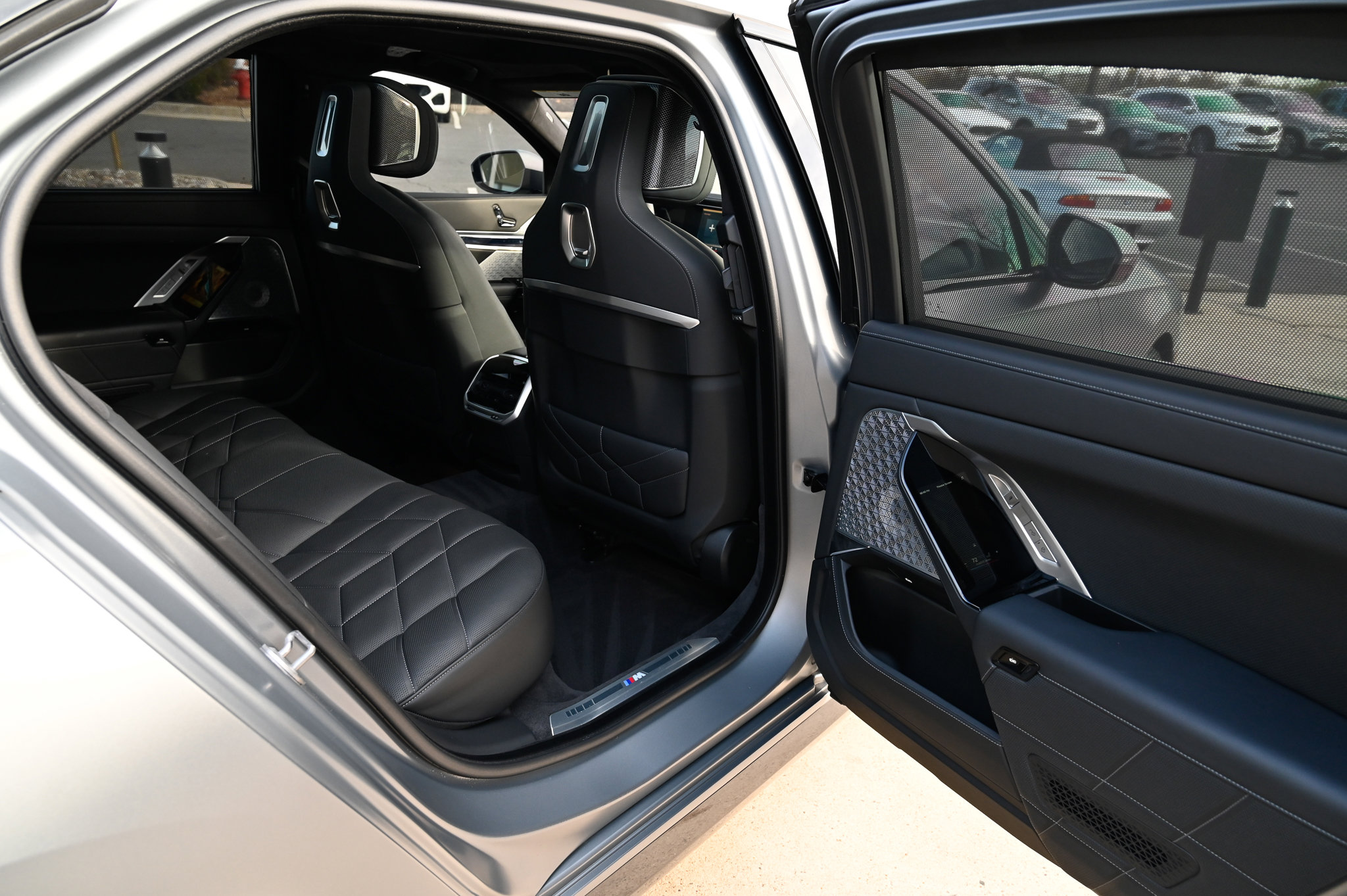 Used 2023 BMW 760i xDrive 760i xDrive image 52